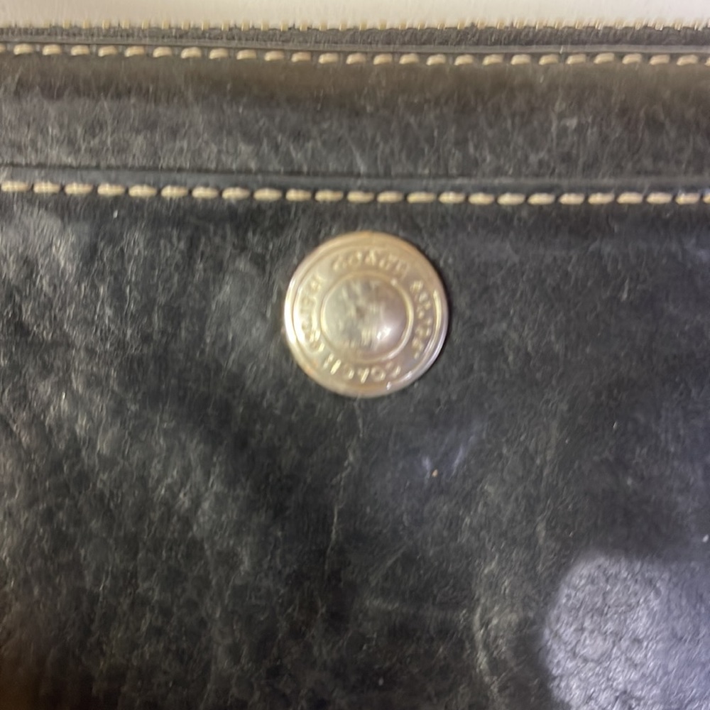 Authentic Coach Leather Wallet - Picture 2 of 5